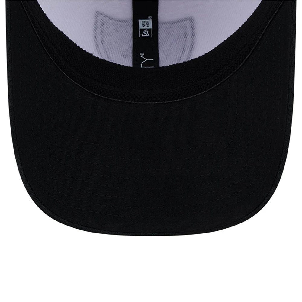 Men's New Era White/Black Las Vegas Raiders 2024 NFL Training Camp 39THIRTY Flex Hat