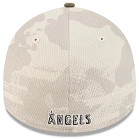 Men's New Era Light Beige/Olive Los Angeles Angels 2025 Armed Forces Day 39THIRTY Flex Hat