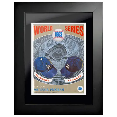Série mondiale des Dodgers de Los Angeles contre les Yankees de New York 1963 - Couverture de programme encadrée de 12'' x 16''