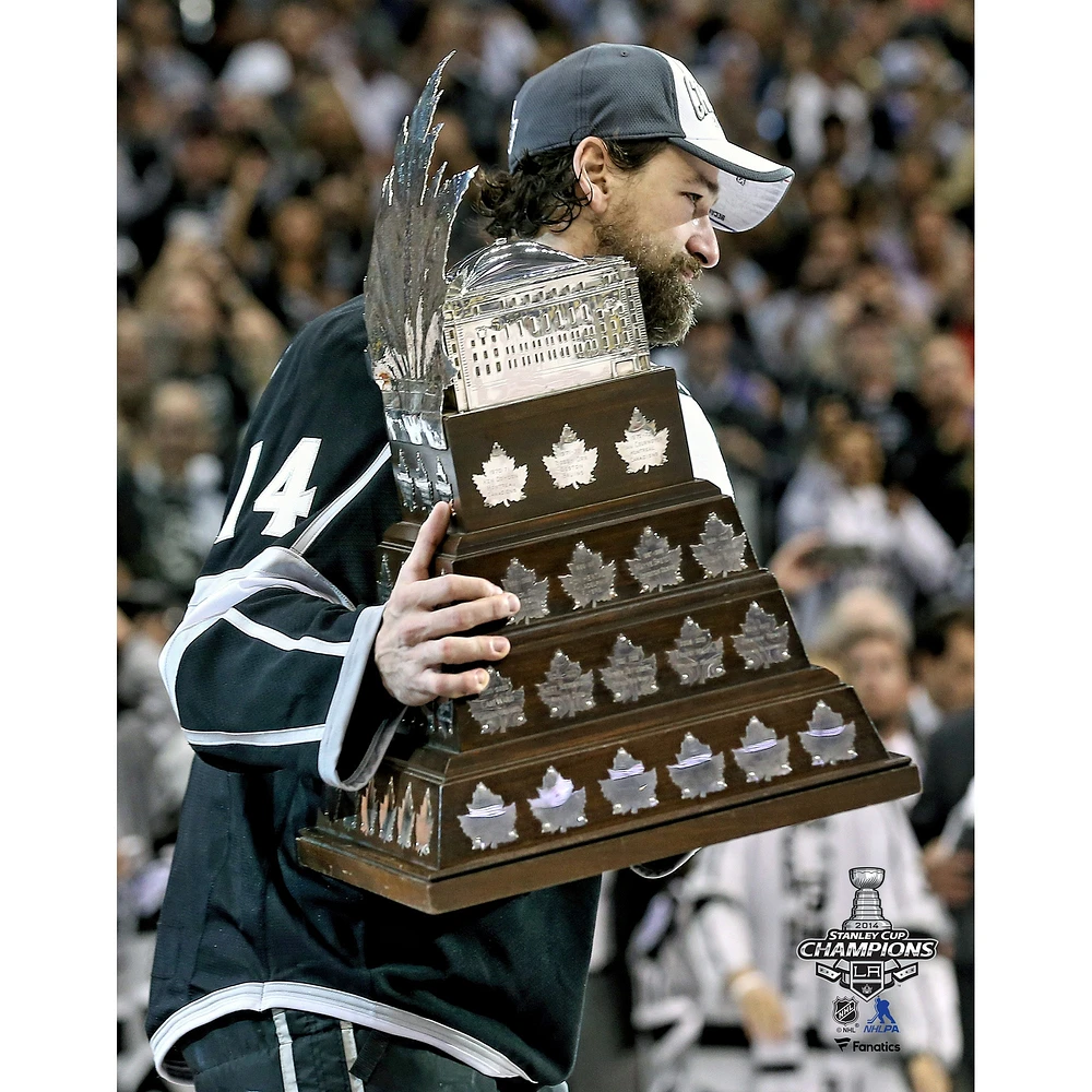 Justin Williams Los Angeles Kings Unsigned 2014 Stanley Cup Champions Raising Conn Smythe Photograph