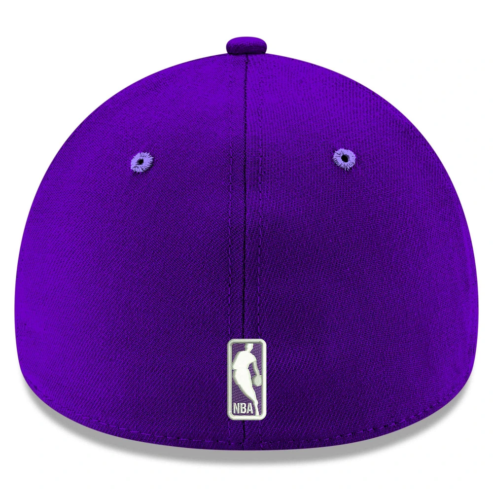 Men's New Era Purple Los Angeles Lakers Team Classic 39THIRTY Flex Hat