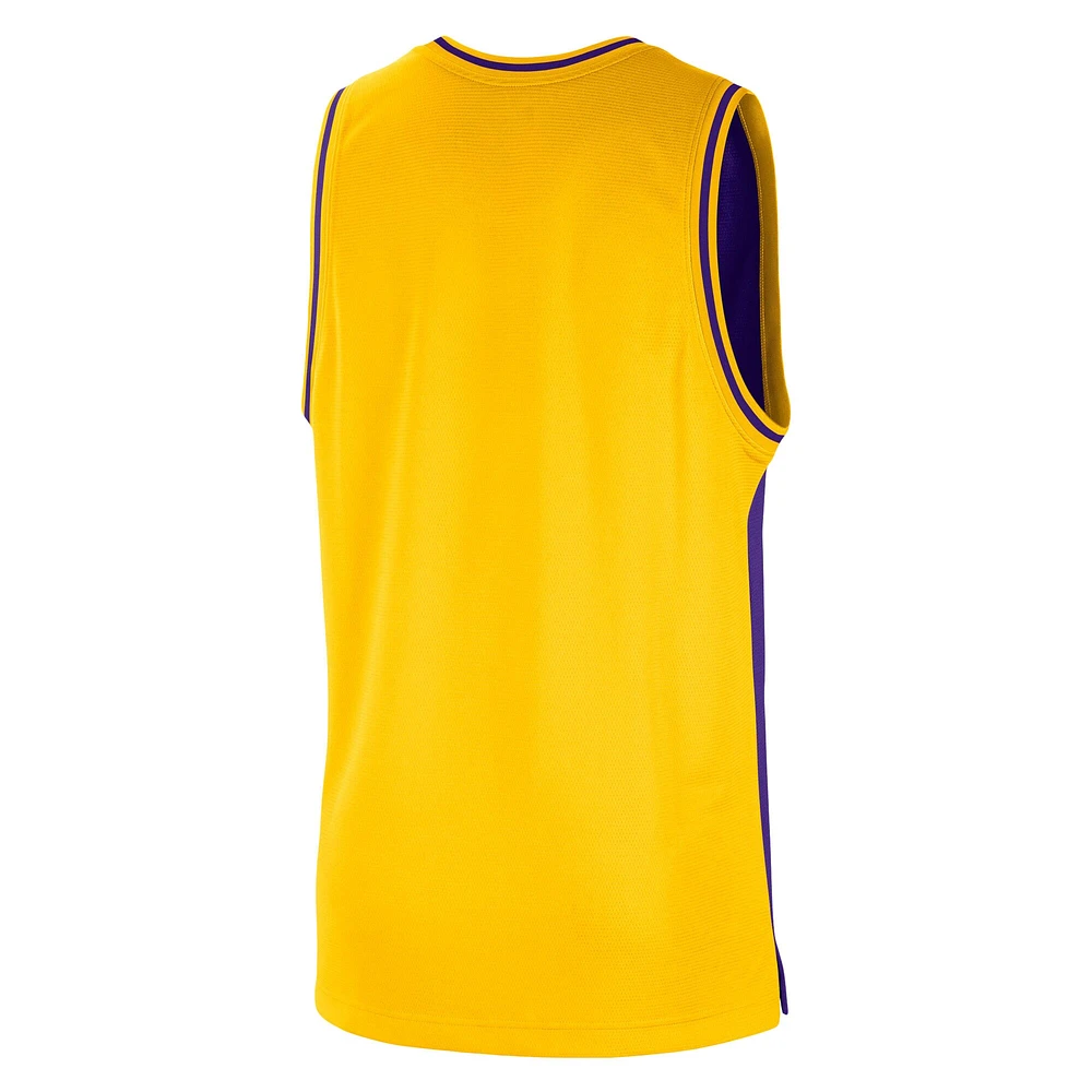 Débardeur en maille Nike pour homme Violet/Or Los Angeles Lakers Courtside Versus Force Split DNA Performance