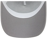 Men's New Era Gray Manchester United Iridescent Trucker Adjustable Hat