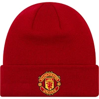 Youth New Era  Red Manchester United Essential Cuffed Knit Hat