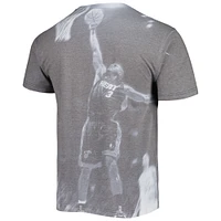 T-shirt Mitchell & Ness Dwyane Wade gris chiné Miami Heat Above The Rim pour hommes
