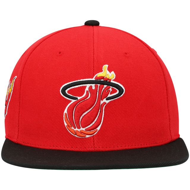 Casquette Snapback Mitchell & Ness rouge/noir Miami Heat Hardwood Classics pour hommes