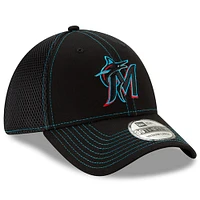 Men's New Era Black Miami Marlins 2019 NEO 9THIRTY Flex Hat