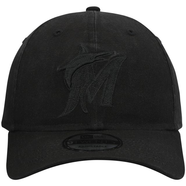 Casquette ajustable Miami Marlins New Era pour homme, noir sur noir, Core Classic 9TWENTY