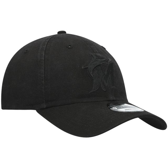 Casquette ajustable Miami Marlins New Era pour homme, noir sur noir, Core Classic 9TWENTY