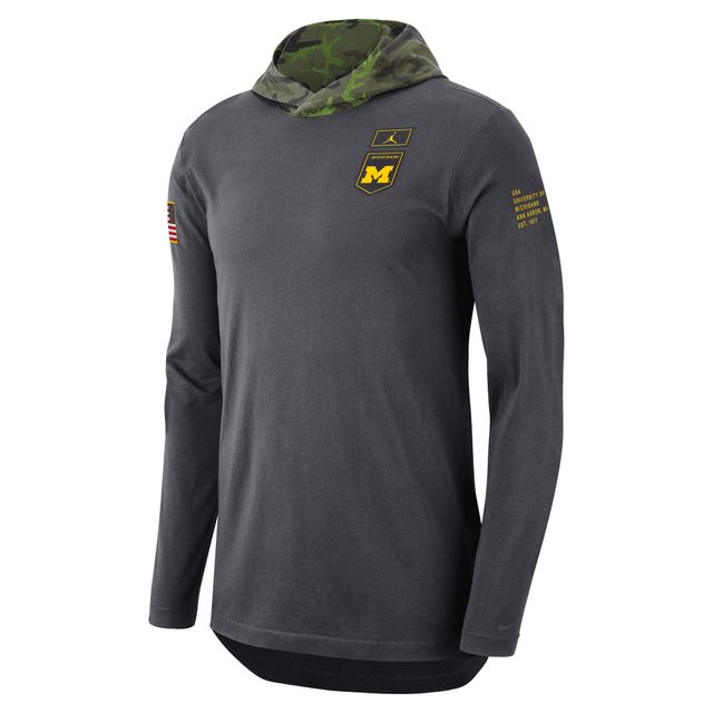 Jordan Brand T-shirt à capuche manches longues Michigan Wolverines Military pour homme
