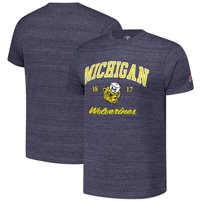 T-shirt à trois mélanges Victory Falls Arch Script Michigan Wolverines Heather Navy pour hommes