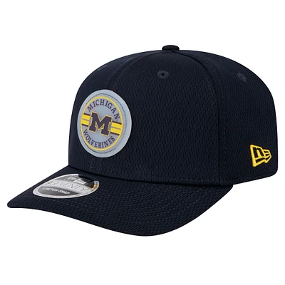 Casquette ajustable extensible à boutons-pression New Era bleu marine Michigan Wolverines Patched 9SEVENTY pour homme