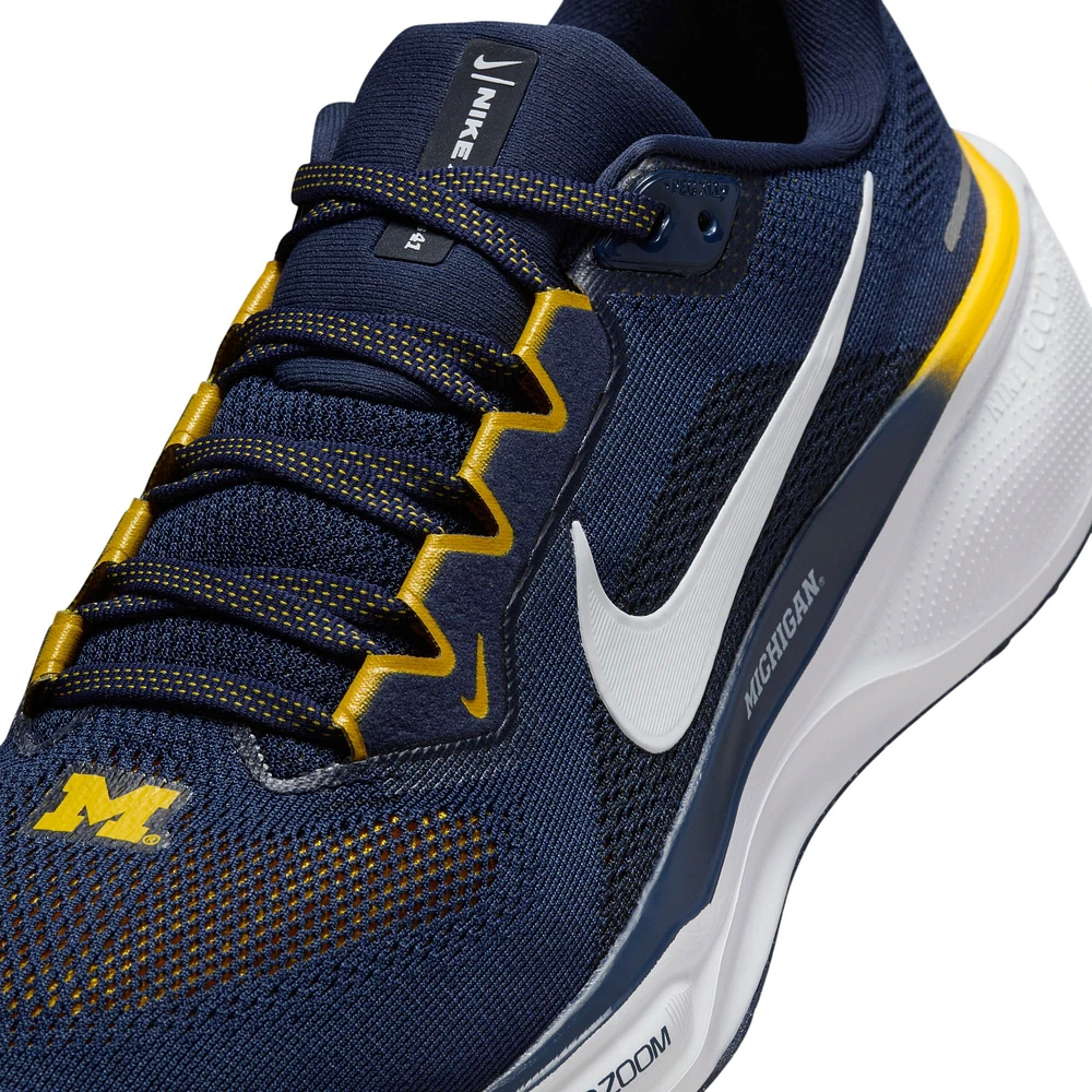 Chaussures de course unisexes Nike Zoom Pegasus 41 bleu marine Michigan Wolverines