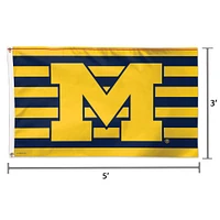 WinCraft Michigan Wolverines Drapeau de luxe aux couleurs de l'équipe 3 pi x 5 pi