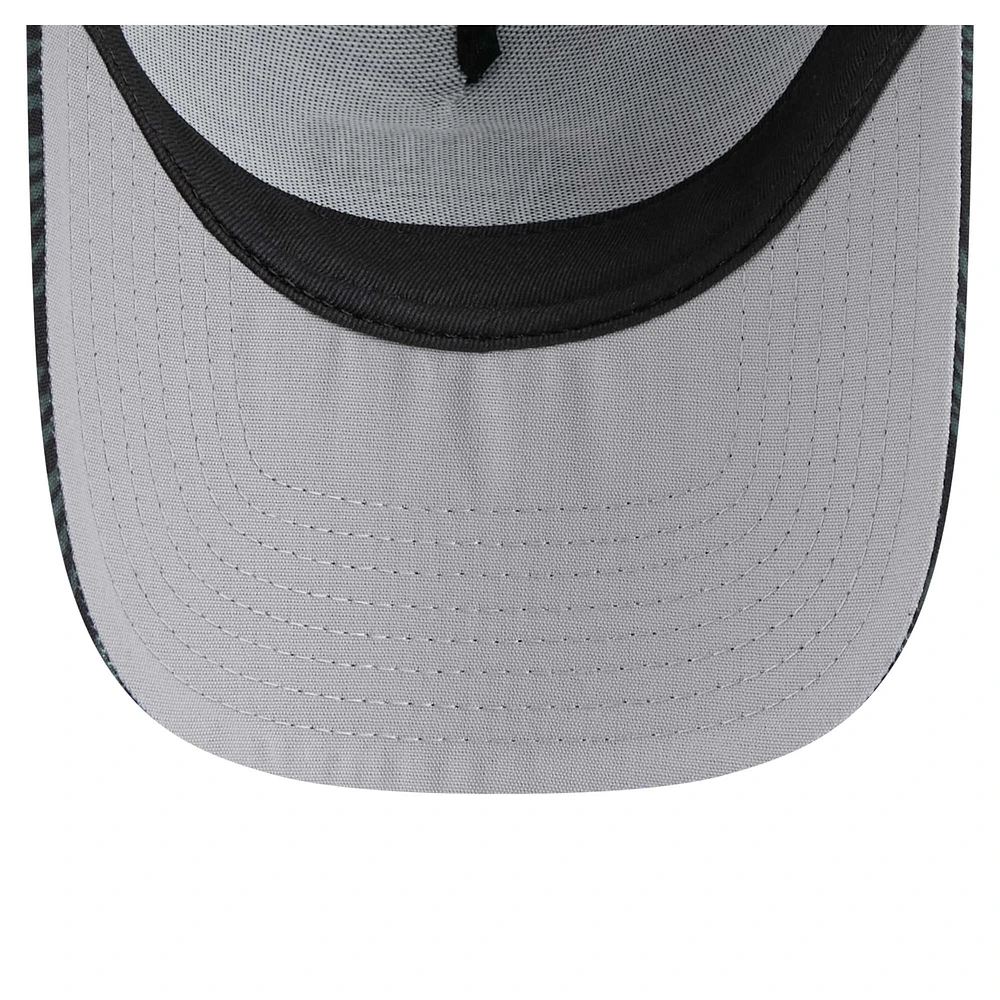 Men's New Era  Black Milwaukee Brewers 9FORTY A-Frame Trucker Adjustable Hat