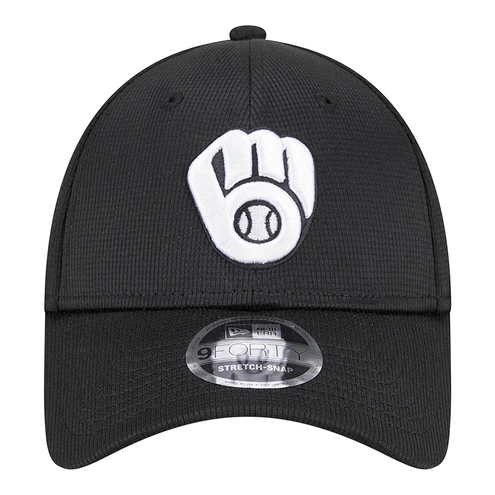 Men's New Era Black Milwaukee Brewers Pivot 9FORTY Adjustable Hat