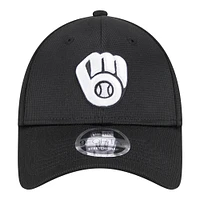 Men's New Era Black Milwaukee Brewers Pivot 9FORTY Adjustable Hat