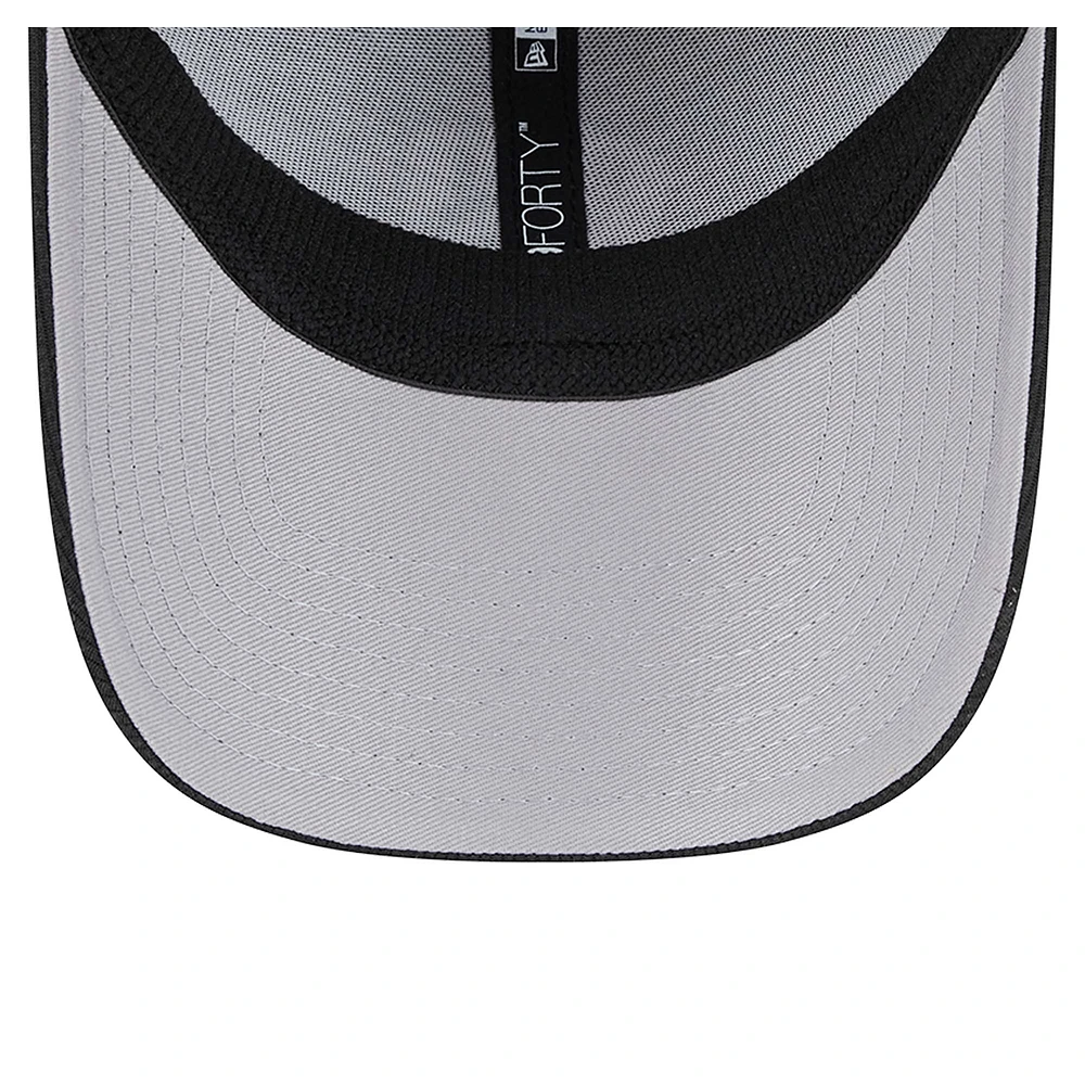 Men's New Era Black Milwaukee Brewers Pivot 9FORTY Adjustable Hat