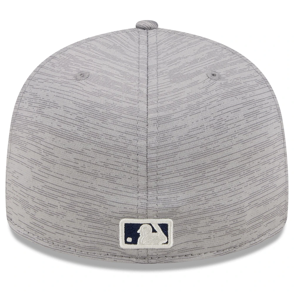 Men's New Era  Gray Milwaukee Brewers 2024 Clubhouse Low Profile 59FIFTY Fitted Hat