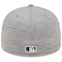 Men's New Era  Gray Milwaukee Brewers 2024 Clubhouse Low Profile 59FIFTY Fitted Hat