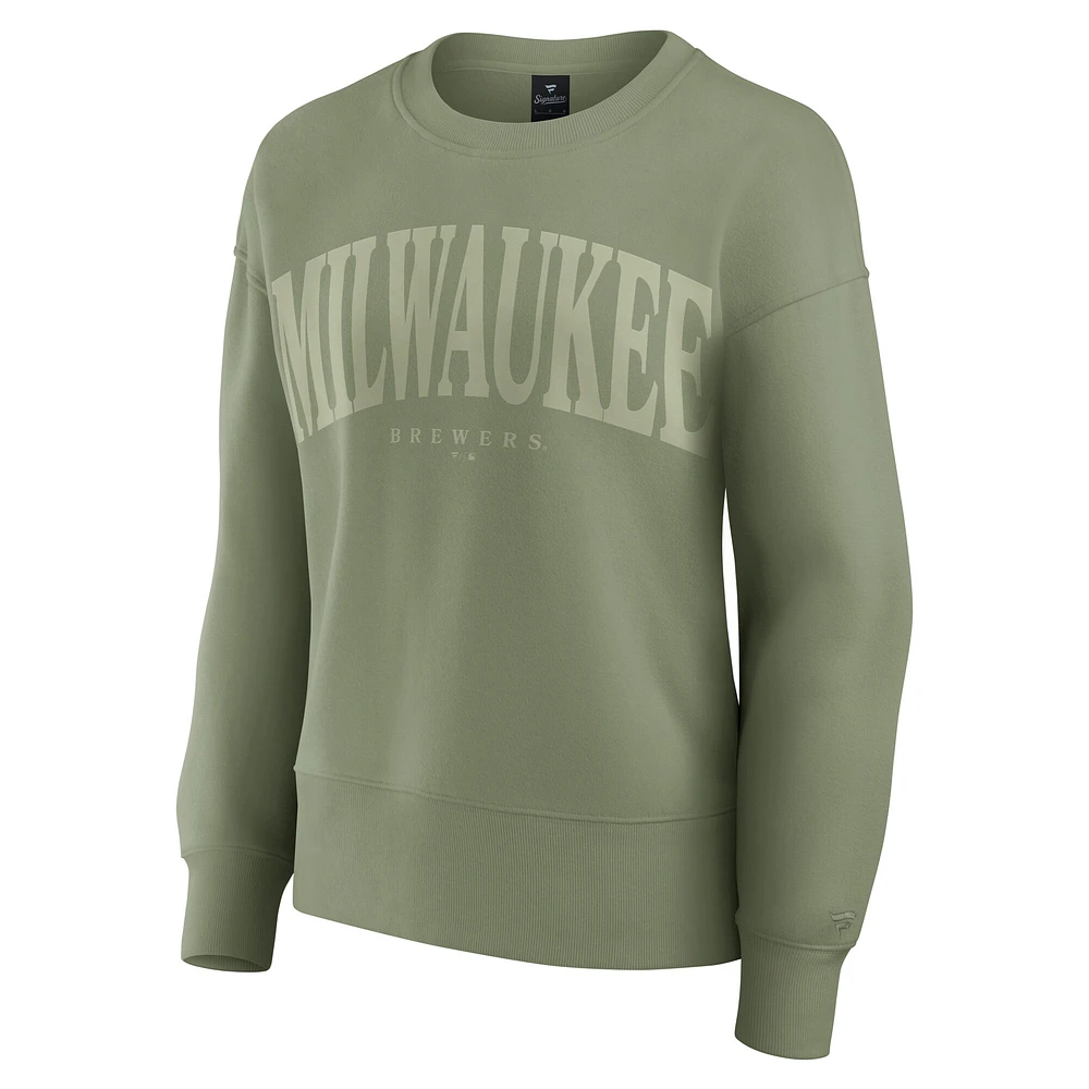 Women's Fanatics Green Milwaukee Brewers Elements Flow Pullover Sweatshirt