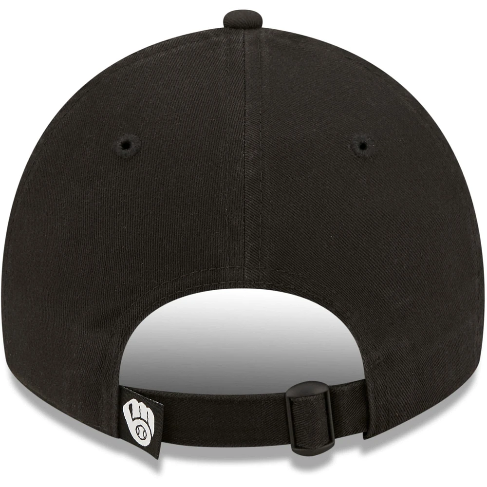 Women's New Era Milwaukee Brewers Black on Black Core Classic II 9TWENTY Adjustable Hat