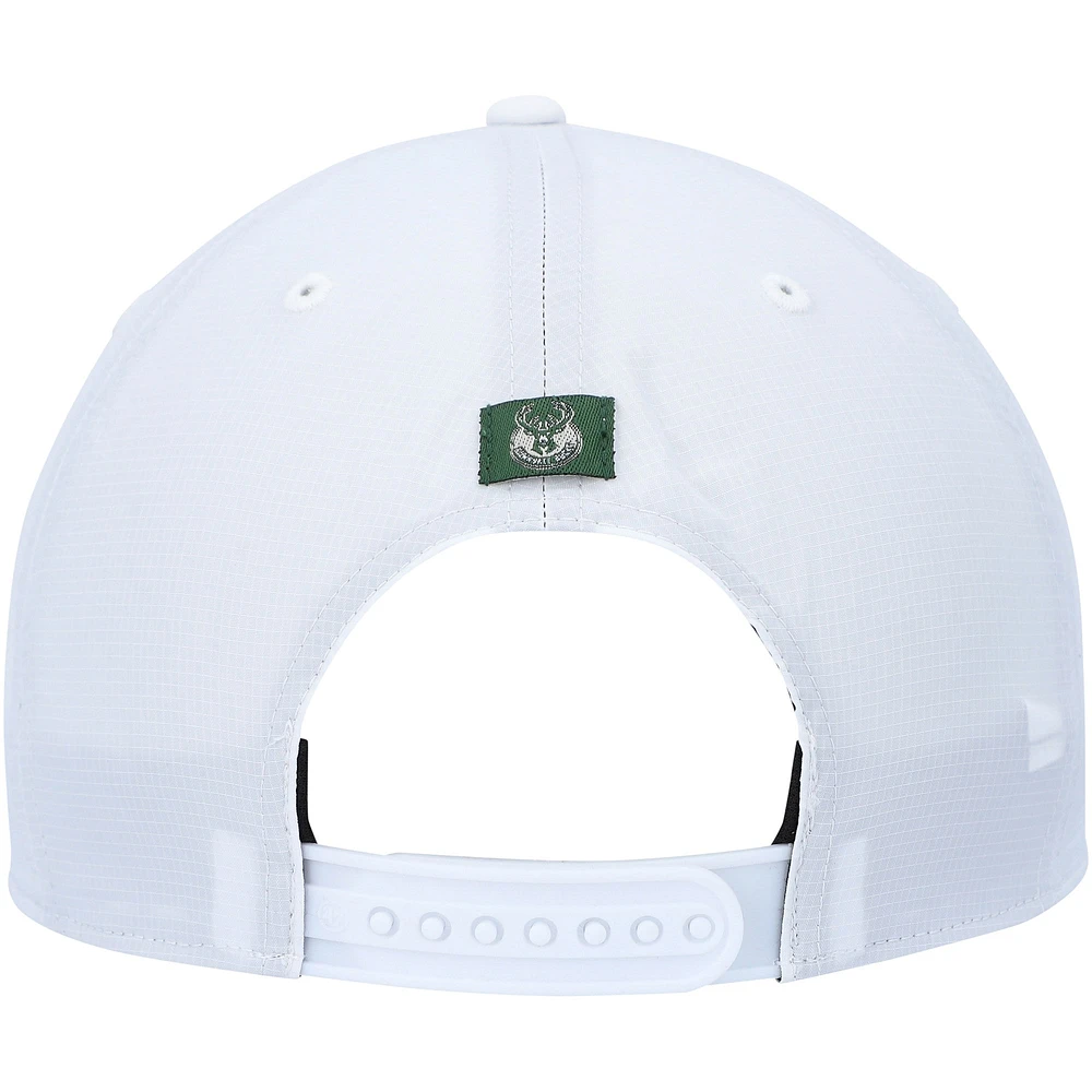 Men's '47  White Milwaukee Bucks Downburst Hitch Snapback Hat
