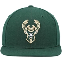 Men's Mitchell & Ness Hunter Green Milwaukee Bucks Ground 2.0 Snapback Hat