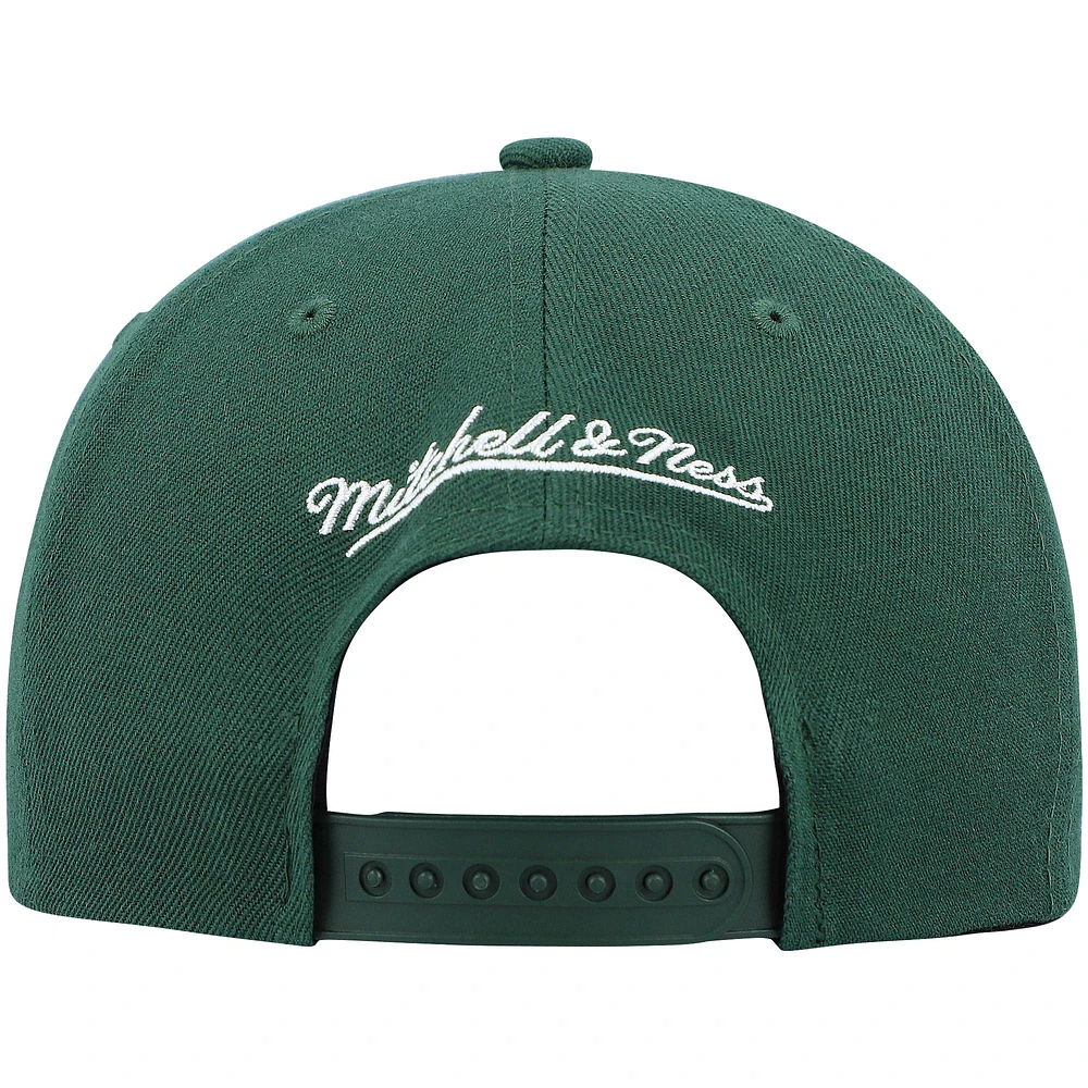 Men's Mitchell & Ness Hunter Green Milwaukee Bucks Ground 2.0 Snapback Hat