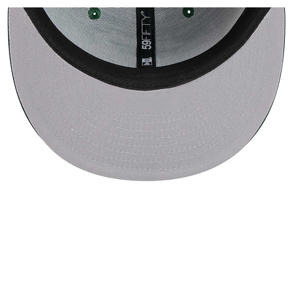 Casquette ajustée 59FIFTY Sport Night Script pour homme de New Era Hunter Green Milwaukee Bucks