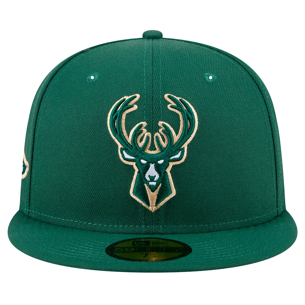 Men's New Era Hunter Green Milwaukee Bucks Throwback Pennant 59FIFTY Fitted Hat