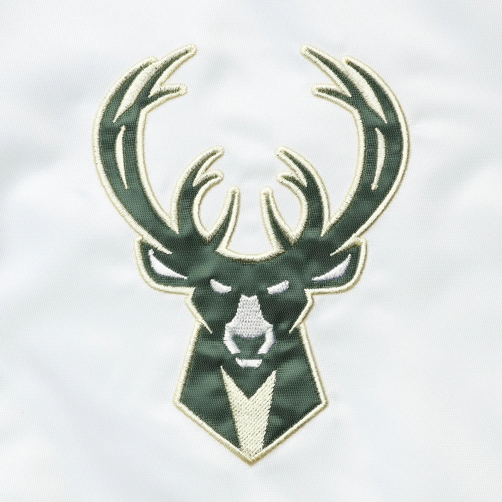 Veste à boutons-pression en satin pour homme Starter White/Hunter Green Milwaukee Bucks Renegade Varsity