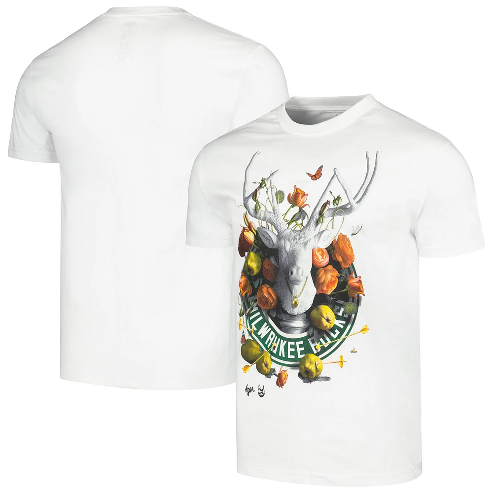 T-shirt unisexe NBA x Kathy Ager Blanc Milwaukee Bucks Identifier Artist Series
