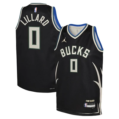 Maillot Jordan Brand Damian Lillard noir Milwaukee Bucks Swingman pour jeune - Édition Statement