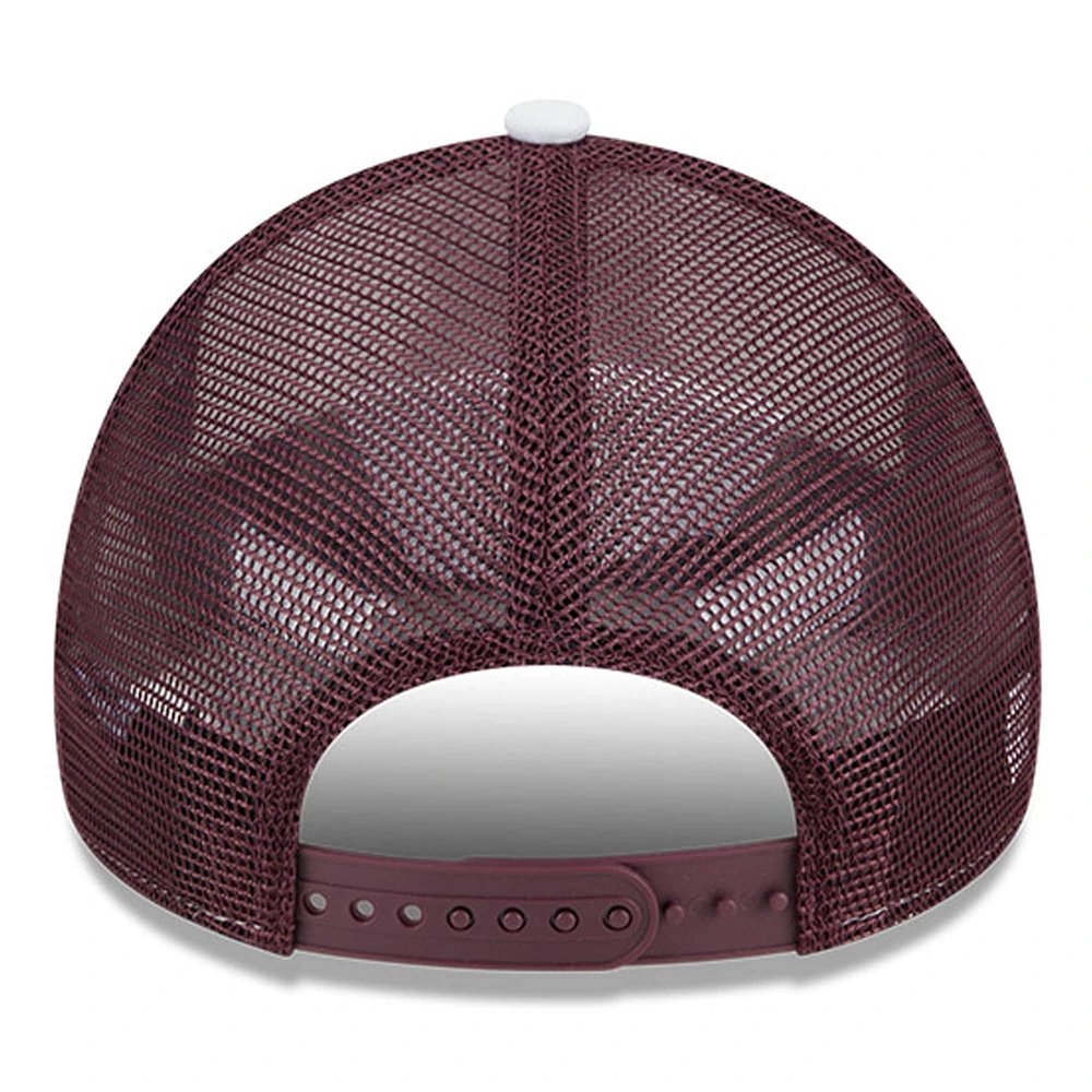 Men's New Era White/Maroon Minnesota Golden Gophers Court Sport Foam A-Frame 9FORTY Adjustable Trucker Hat