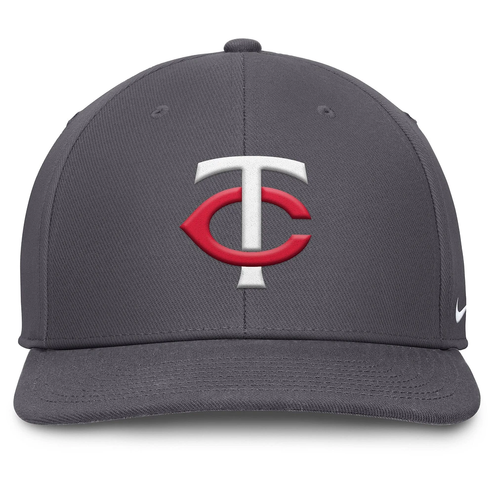 Men's Nike Gray Minnesota Twins Pro Performance Snapback Hat