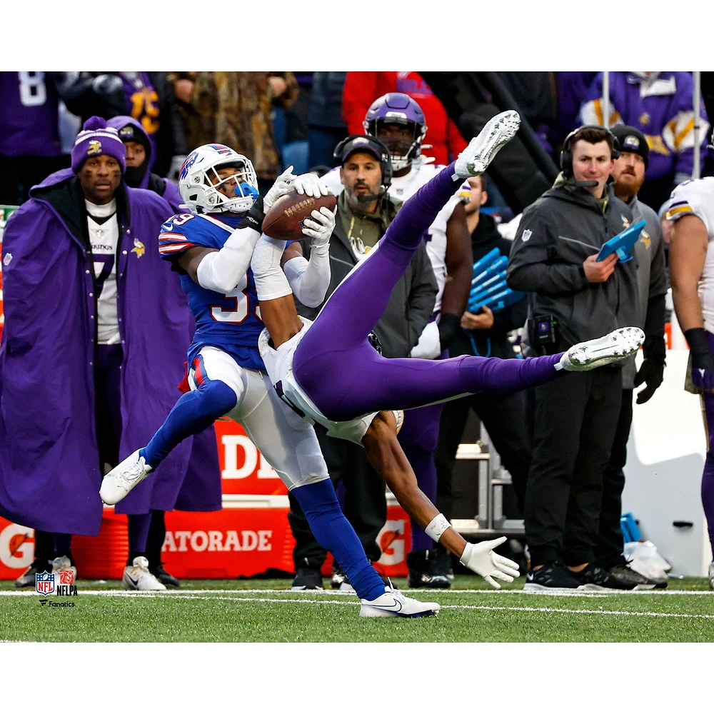 Justin Jefferson, joueur non signé des Vikings du Minnesota, fait une prise décisive contre les Bills de Buffalo