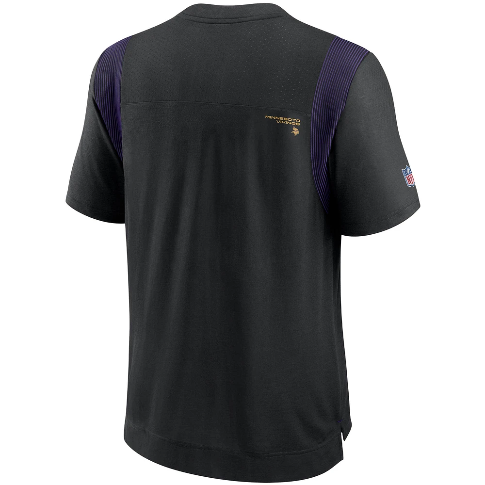 Men's Nike Black Minnesota Vikings Sideline Player UV Performance T-Shirt