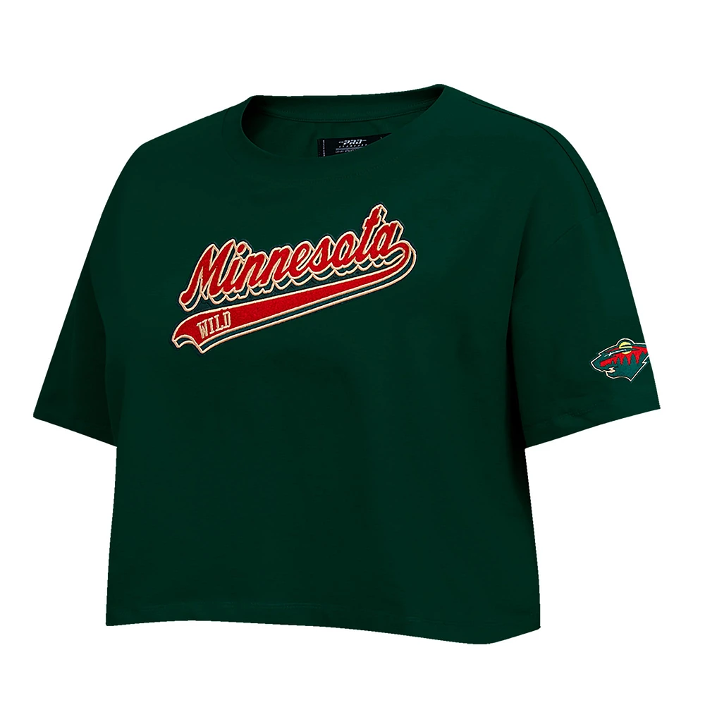 T-shirt court Pro Standard vert Minnesota Wild Boxy Script Tail pour femmes