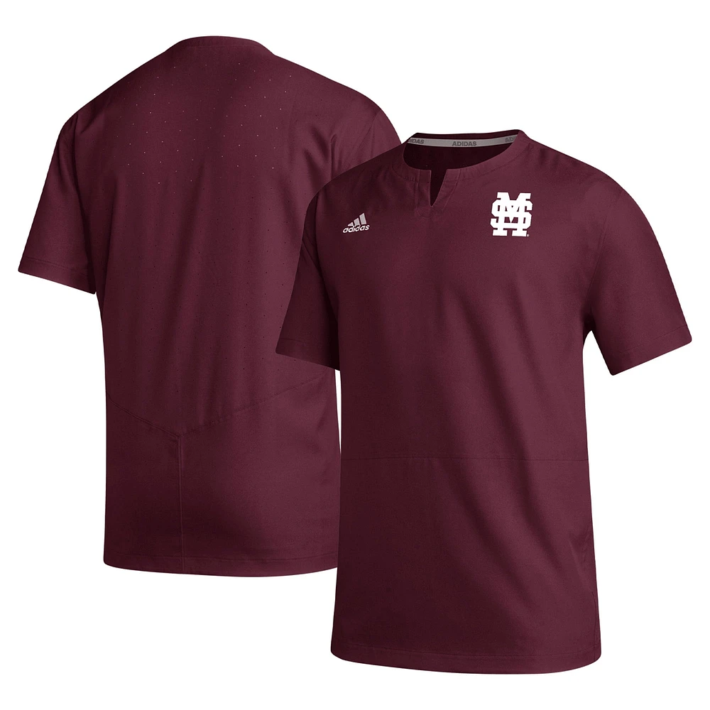 Haut pour homme adidas Mississippi State Bulldogs bordeaux à encoche Iron Cage