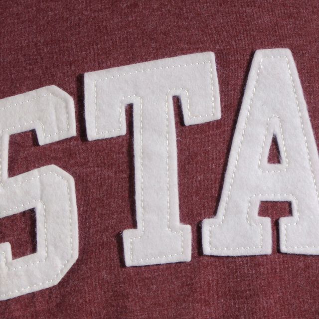 T-shirt à manches longues Pressbox Mississippi State Bulldogs pour femme, bordeaux