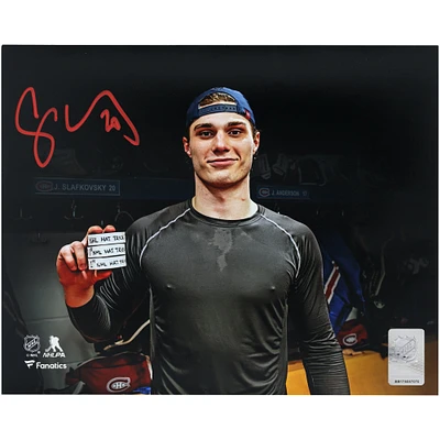 Photographie autographiée de Juraj Slafkovsky, Canadiens de Montréal, premier tour du chapeau de la LNH (8" x 10")
