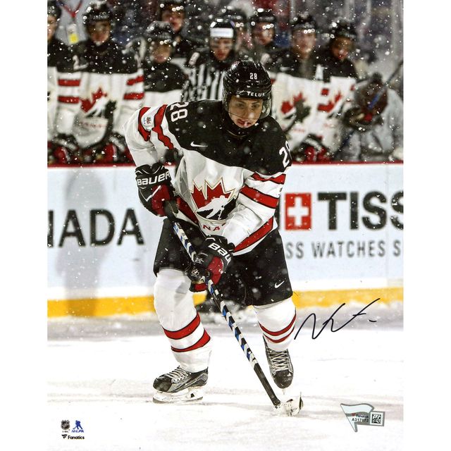 Photographie autographiée du Championnat du monde junior 2018 des Canadiens de Montréal de Victor Mete 8 "x 10"