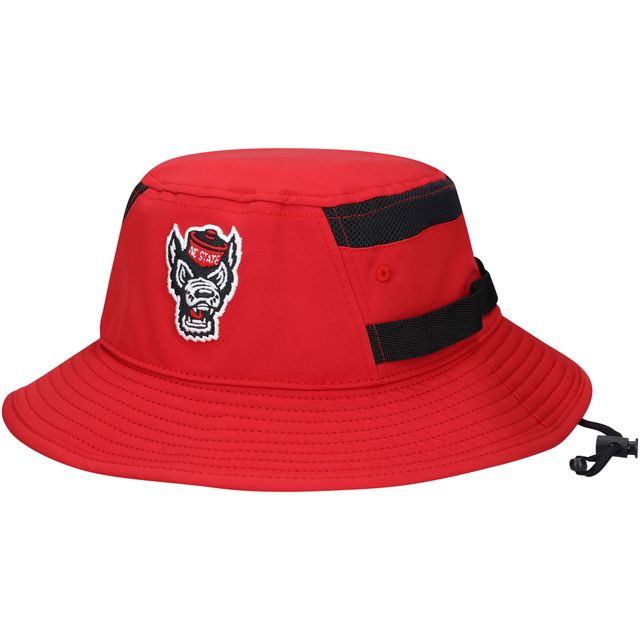 Chapeau bob NC State Wolfpack 2021 Sideline AEROREADY adidas rouge pour homme