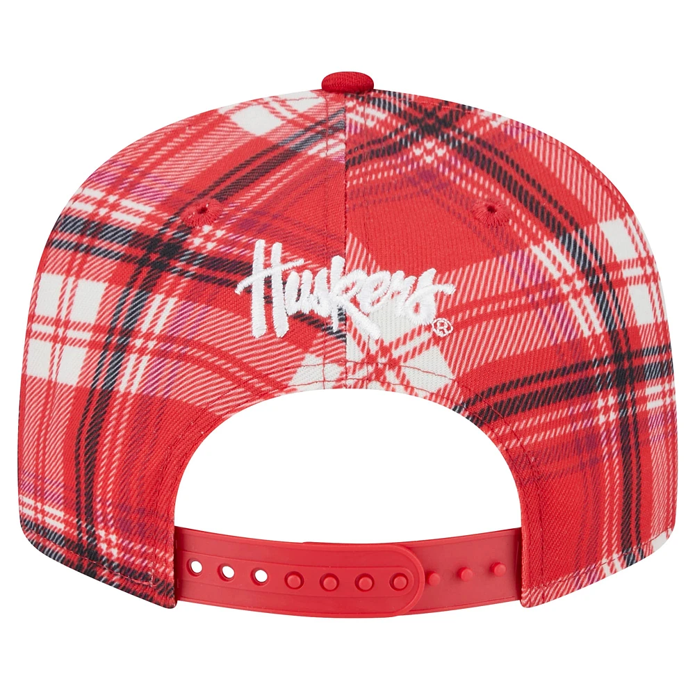 Men's New Era Scarlet Nebraska Huskers Plaid 9FIFTY Snapback Hat