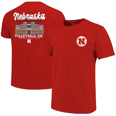 T-shirt de jour volley-ball Scarlet Nebraska Huskers 2023 pour jeune