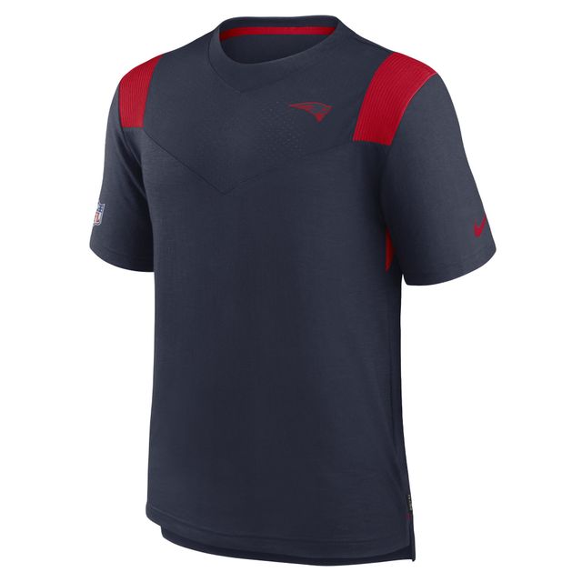 T-shirt Performance Sideline pour homme des New England Patriots de Nike, bleu marine/rouge