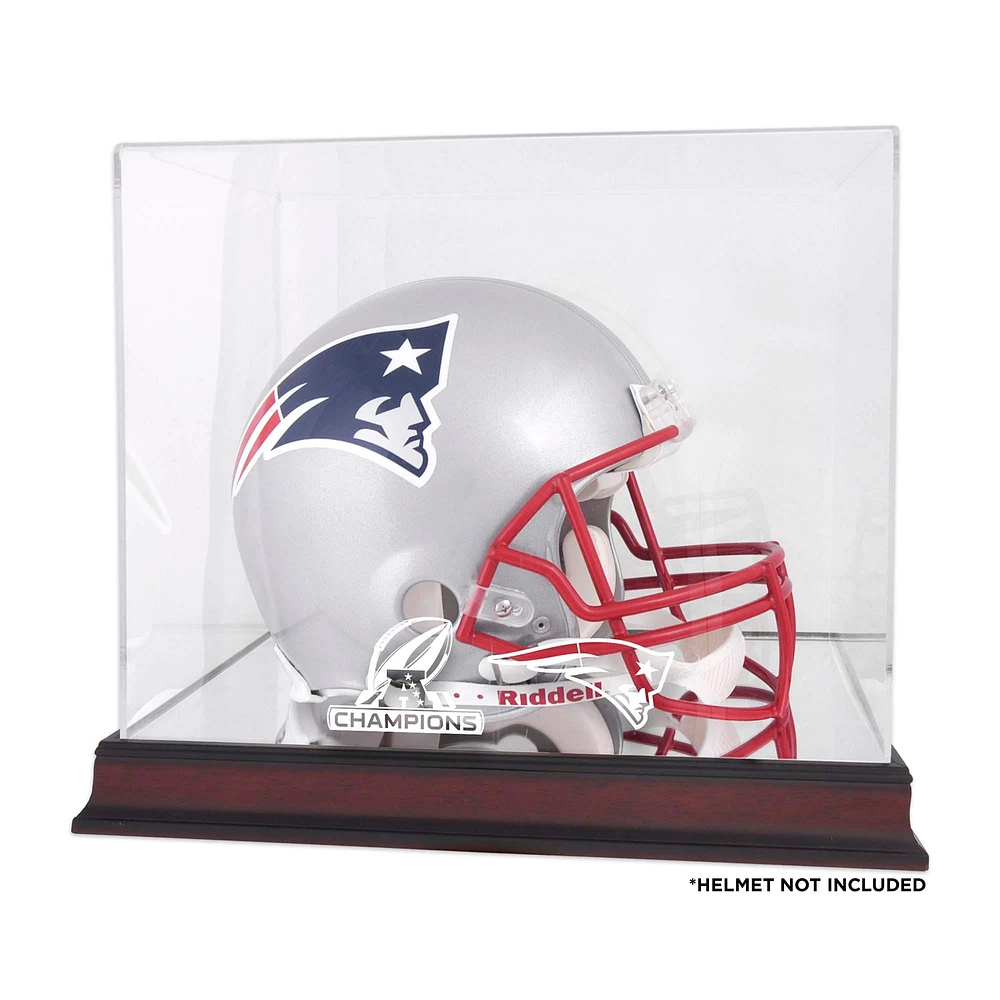 Vitrine avec logo du casque en acajou des Champions de l'AFC 2017 des New England Patriots