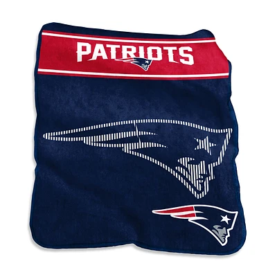 Couverture en peluche Raschel 60'' x 80'' XL Patriots de la Nouvelle-Angleterre