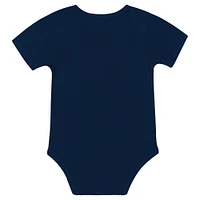 Newborn & Infant New England Patriots Dynamic Duo Bodysuit, Bib Knit Hat Set